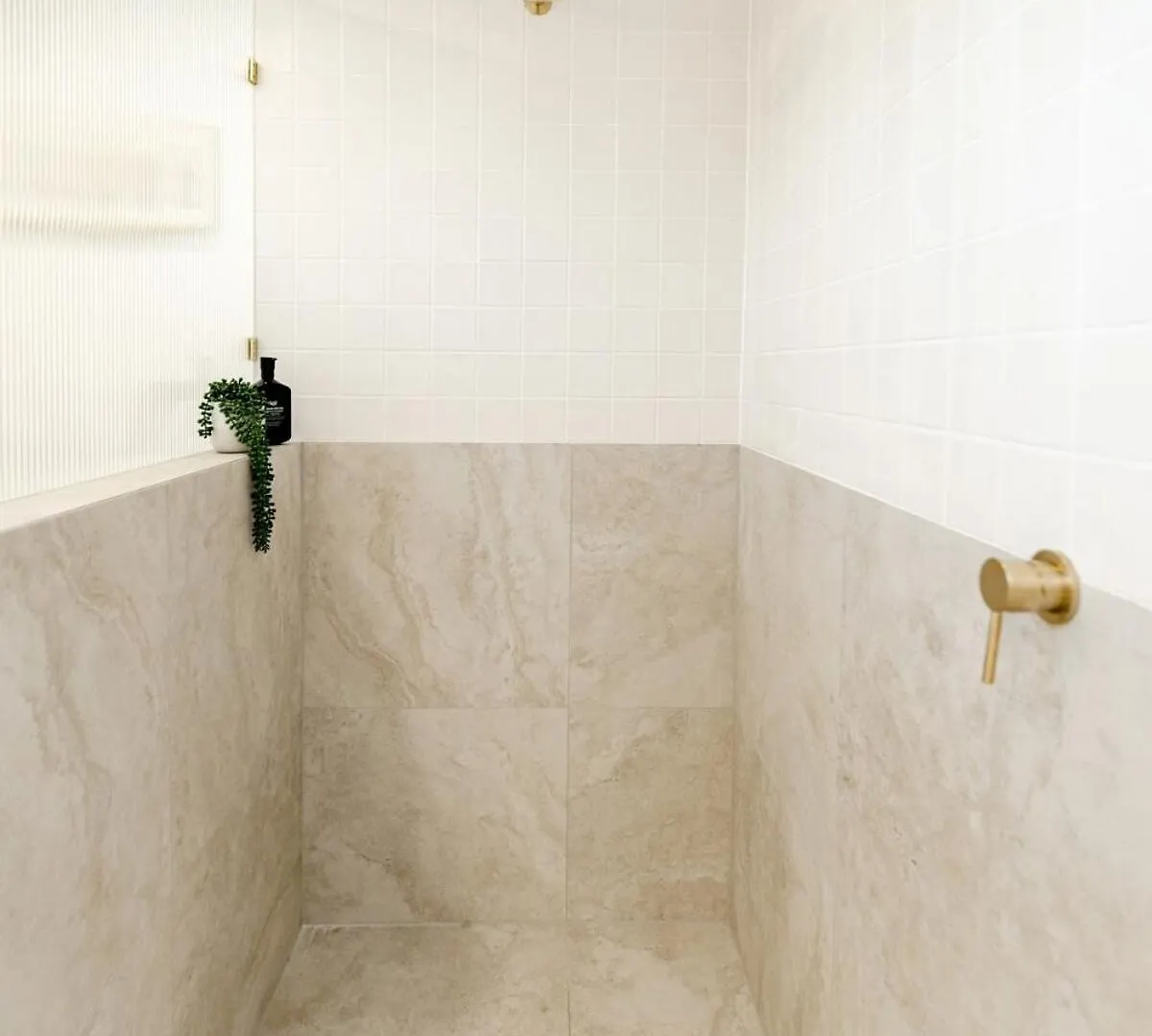 Apartment Noosa Palm Beach Retreat - Stylish Coastal Suite Noosaville